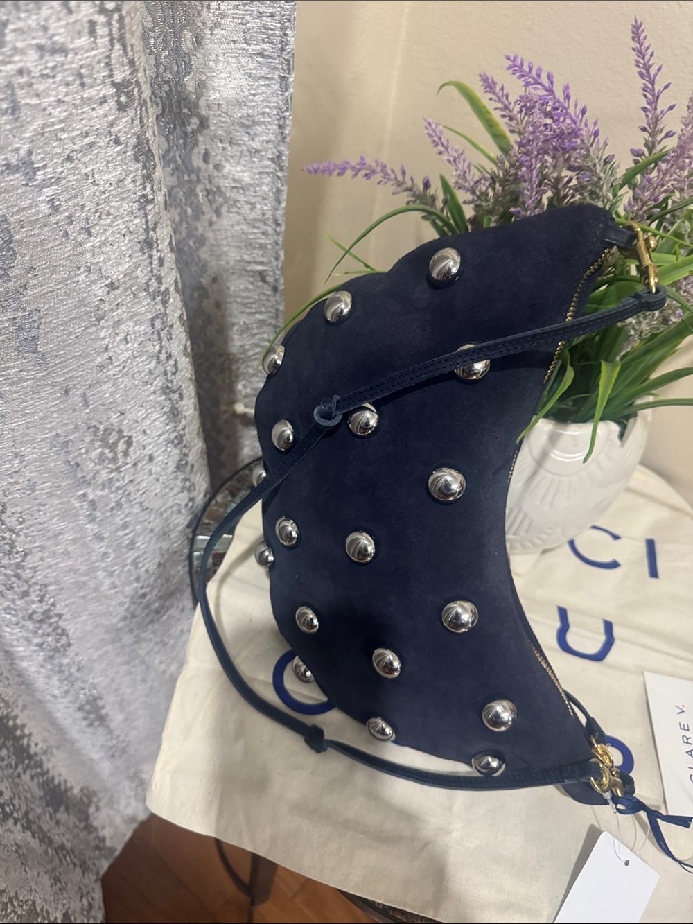 Clare . V Lune Shoulder Bag
Clare V. - Picture 14 of 17